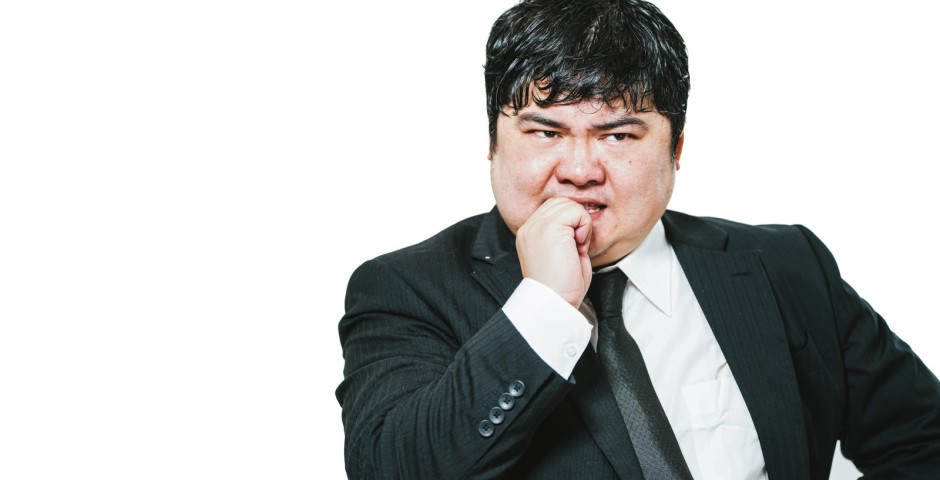 スマホ首に注意！ストレートネックを防ぐ簡単セルフケア